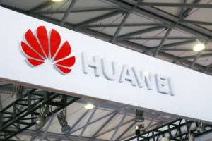 Huawei e Qualcomm firmam acordo de patentes que abrange 5G, IA e redes nos EUA