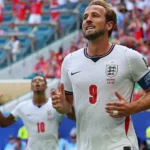Inglaterra goleia a Croácia e faz 7 a 0 diante de crianças e idosos