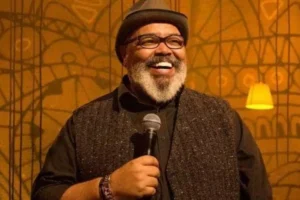 Jorge Aragão ganhará musical inspirado em sua vida com canções como 'Vou Festejar'