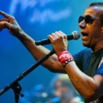 Jorge Ben Jor se emociona e leva público ao delírio em show cheio de alquimia