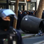 Jovem de 15 anos perde a mão em explosão durante protestos em França