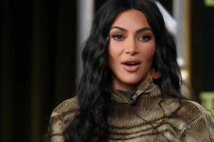 Kim Kardashian revela por que ficou cinco anos sem assumir namoro