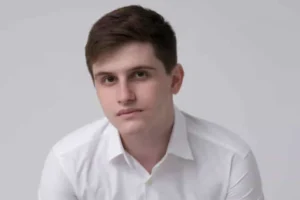Lucas Pavanato e Nikolas Ferreira são os deputados federais mais votados da história