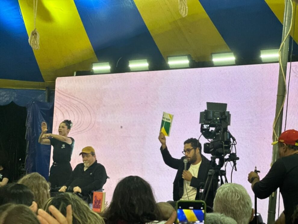Marcelo Rubens Paiva aborda literatura e democracia na Flim