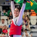 Maria Clara Pacheco é campeã da 3ª etapa do Grand Prix, em Paris