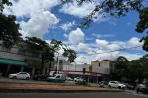 Maringá terá sábado (17) de sol e temperaturas de 14°C a 23°C, prevê Simepar