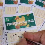 Mega-Sena acumula e prêmio chega a R$ 305 milhões