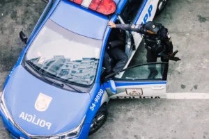 Menina sequestrada pelo pai é salva após piscar para policial em SP