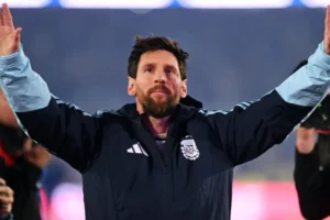 Messi causa mal-estar em Barcelona: "Quem ele pensa que é?"