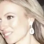 Mulher descobre agulha no abdômen após sete anos de dores nos EUA