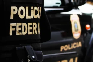 PF investiga uso de broches com câmera para gravar votos
