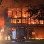 PF suspende perícia em prédio da UFPE que pegou fogo após risco estrutural