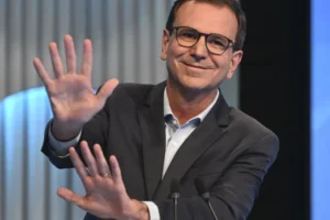 Paes desiste de candidatura no Rio, após Zanin negar recurso ao STF