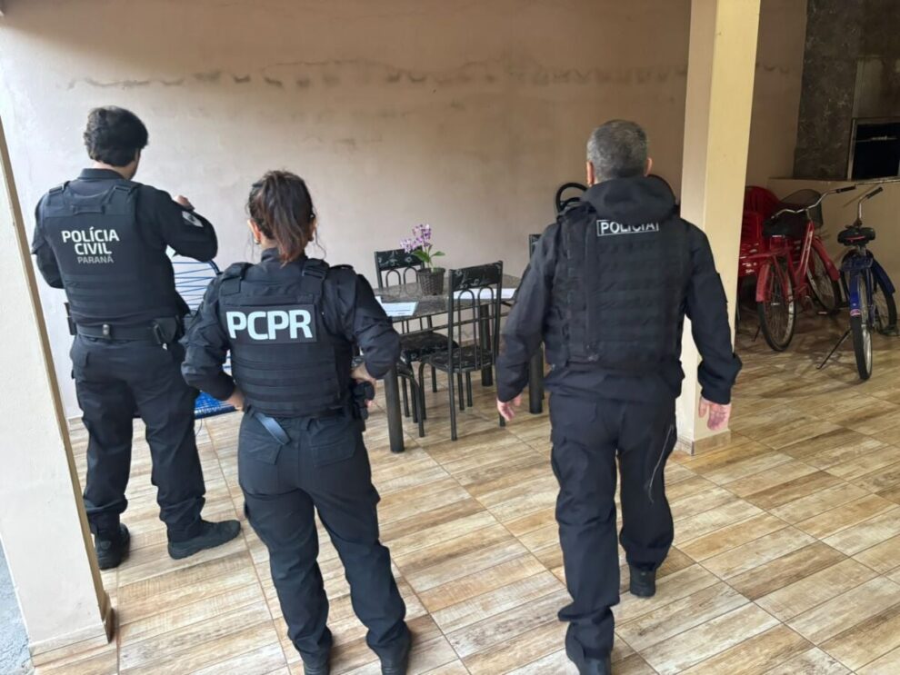 Polícia cumpre mandados contra suspeitos por uso indevido de maquinário público e cobranças paralelas na região
