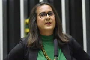 População trans amplia representação no Poder Legislativo