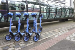 Prefeitura abre novo credenciamento para instalação de estações de compartilhamento de bicicletas e patinetes elétricos em Maringá