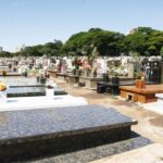Prefeitura prepara decreto para retomada de mais de 500 túmulos do Cemitério de Maringá