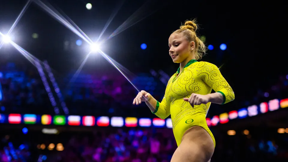 Rebeca e Flavinha brilham, e Brasil garante vagas em 5 finais no Mundial