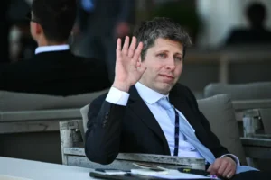 Sam Altman diz que sociedade deve aceitar efeitos ruins causados pela IA
