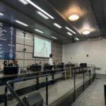Segunda votação de projeto sobre luminosidade de painéis digitais é adiada em Maringá