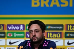 Seleção feminina fecha série de amistosos tentando manter domínio sobre rival