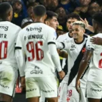 Vasco defende vantagem contra o Boca em Maracanã lotado para voltar a uma final após 26 anos