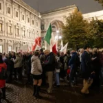 Viajando pela Europa? Veja dicas para evitar áreas de protesto e como buscar ajuda