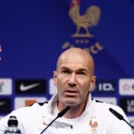 Zidane fala no meio da 'tempestade': "Tiro o chapéu a Cristiano Ronaldo"